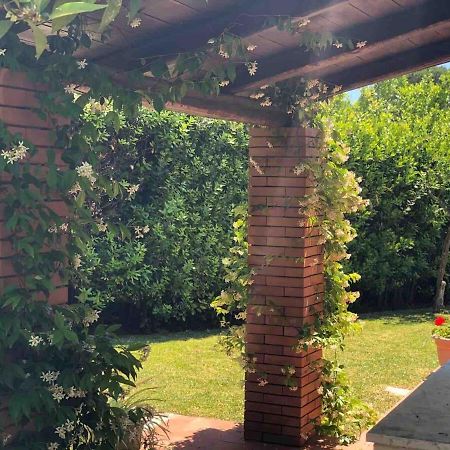 Le Tre Palme Villa Fontane Bianche Bagian luar foto