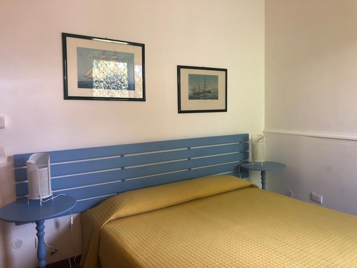 Le Tre Palme Villa Fontane Bianche Bagian luar foto