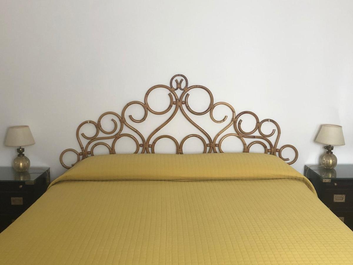Le Tre Palme Villa Fontane Bianche Bagian luar foto